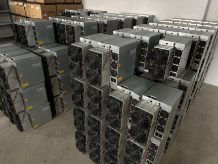 Asic майнер Antminer T19 84Th